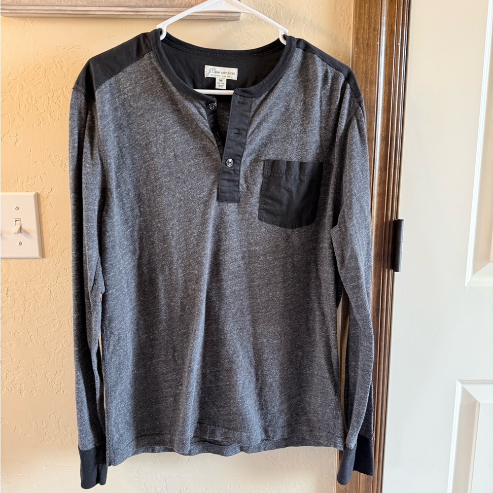 J. Crew Men’s Medium Charcoal and Black Long Sleeve Henley Mixed Media Detail